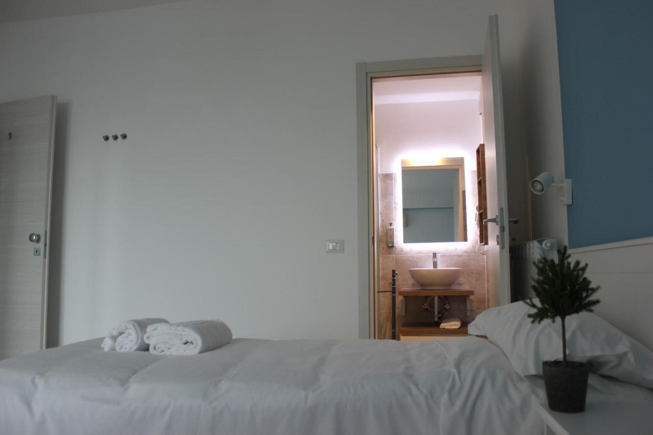 Roman Sunrise Rooms Exteriör bild