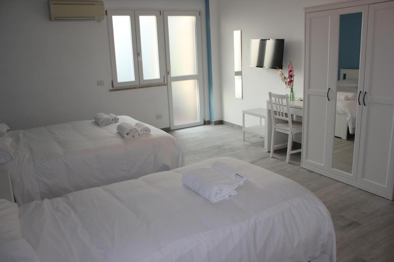 Roman Sunrise Rooms Exteriör bild
